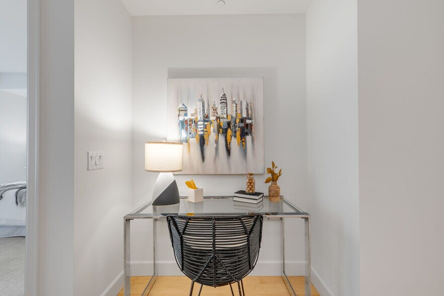 Building Photo - 1920 4th Ave