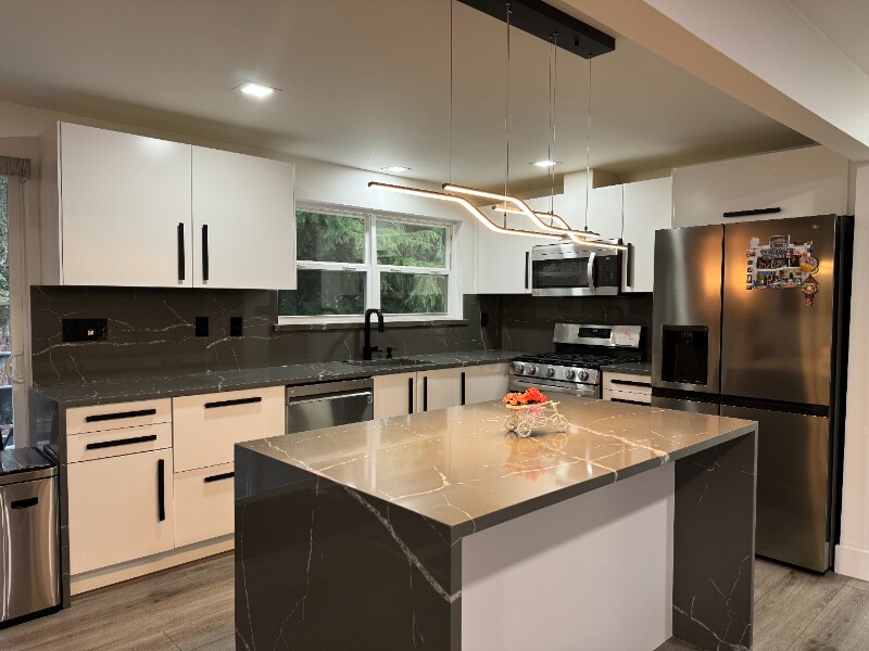 Building Photo - 12230 95th Pl NE