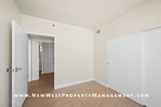 Building Photo - Light and Bright Little Italy 2-Bedroom at