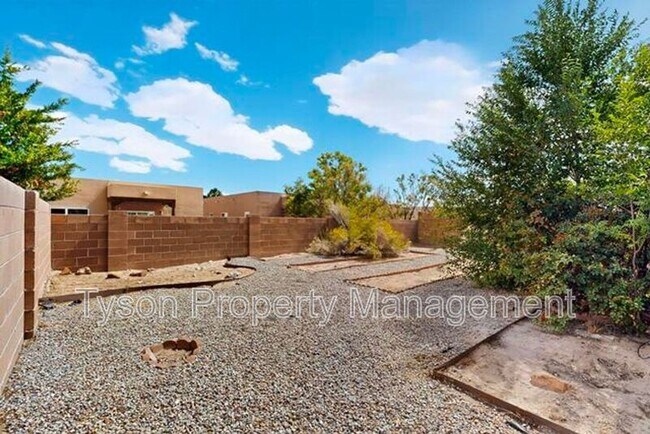 Building Photo - 3408 Elder Meadows Dr NE
