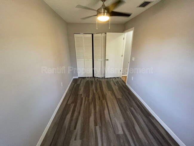 Building Photo - 25486 Avillas Ct