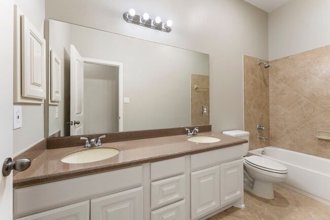 Building Photo - 10706 Twilight Creek Ln