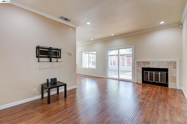 Building Photo - 5440 Twilight Common