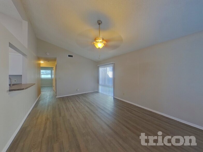 Building Photo - 8306 Riverboat Dr