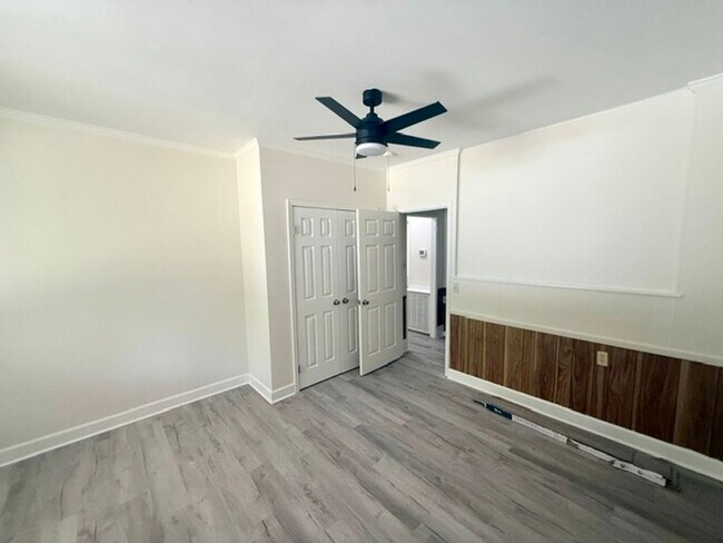 Building Photo - Two bedroom, 2 bath house in Burlington-Coming soon