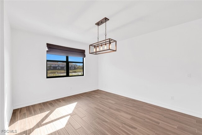 Building Photo - 7584 Carnegie Way