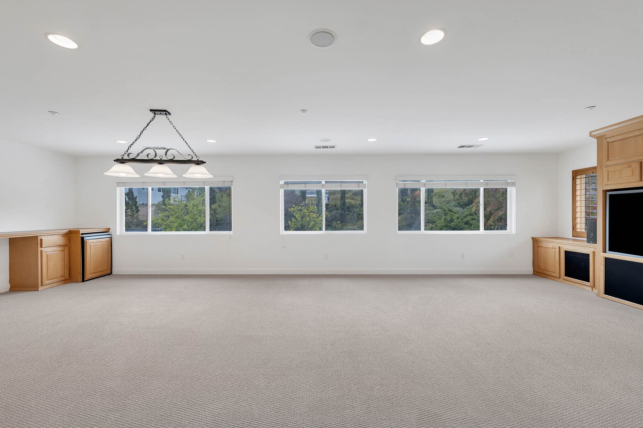 Upstairs Loft/Bonus Room - 12215 Delante Ct