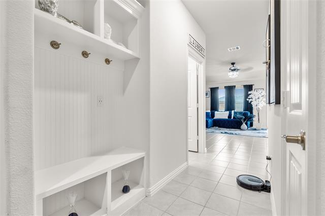 Building Photo - 2407 Wildhaven Rd