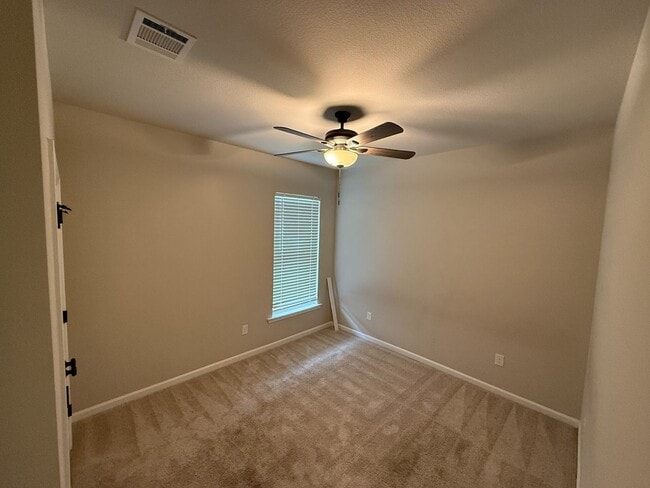 Building Photo - Spacious 4BR, 2BA Home in coveted Cambre Oaks Subdv - Gonzales