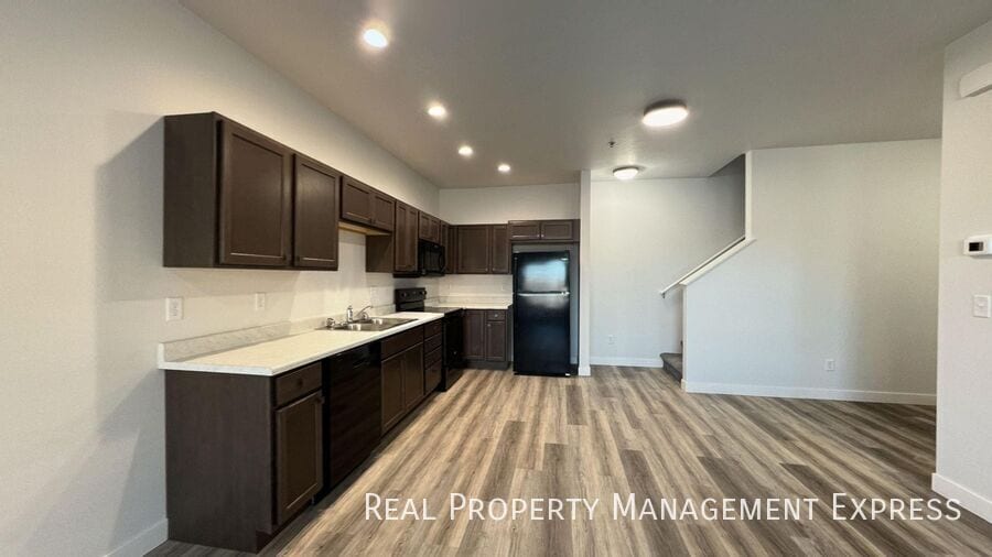 Building Photo - 301 Harvest Trail