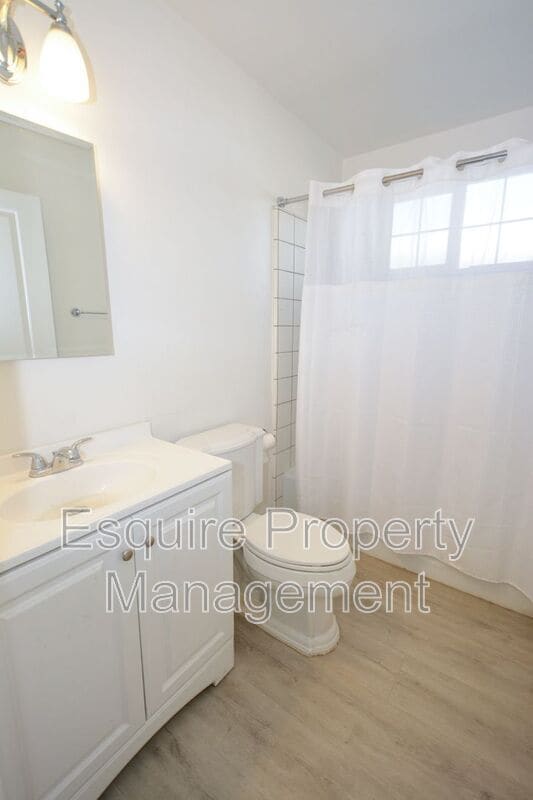 Building Photo - 4512 North St