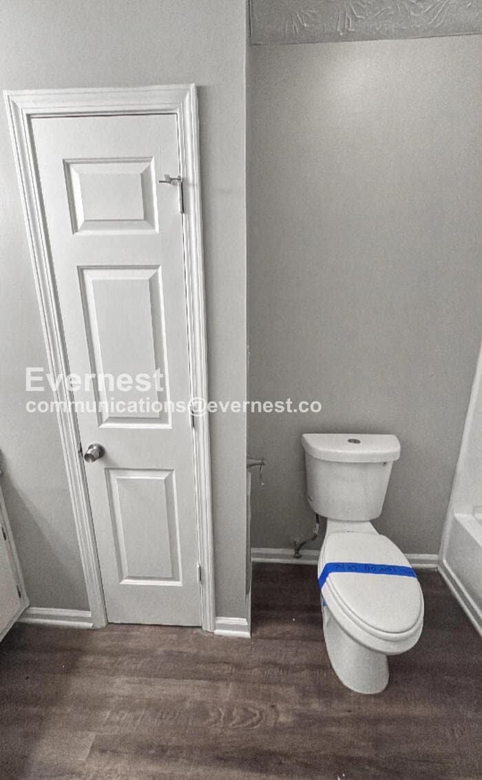 Building Photo - 1069 Estates Ct