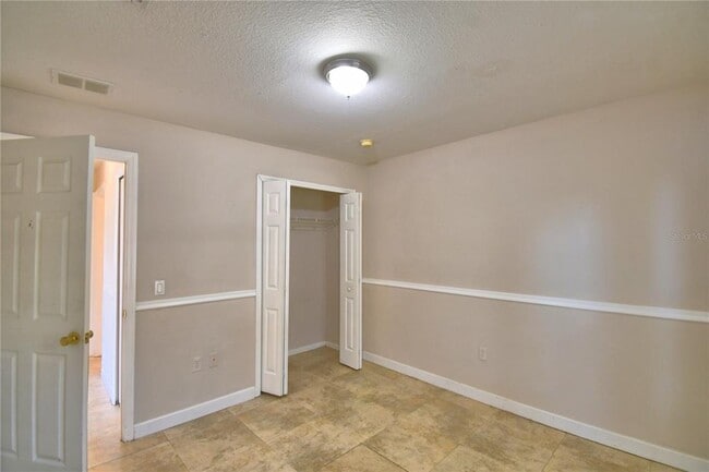 Building Photo - 223 Grouper Ct
