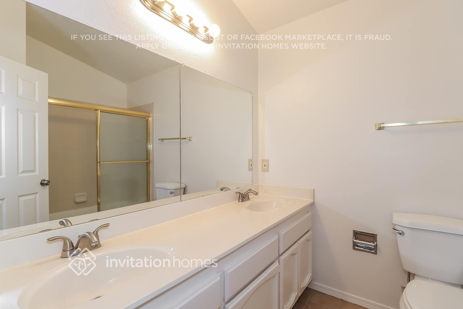 Building Photo - 8186 Devon Park Ct