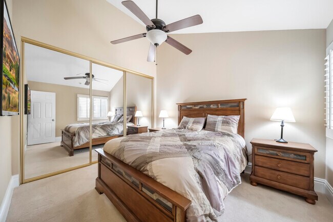 Building Photo - 43512 Via Magellan Dr