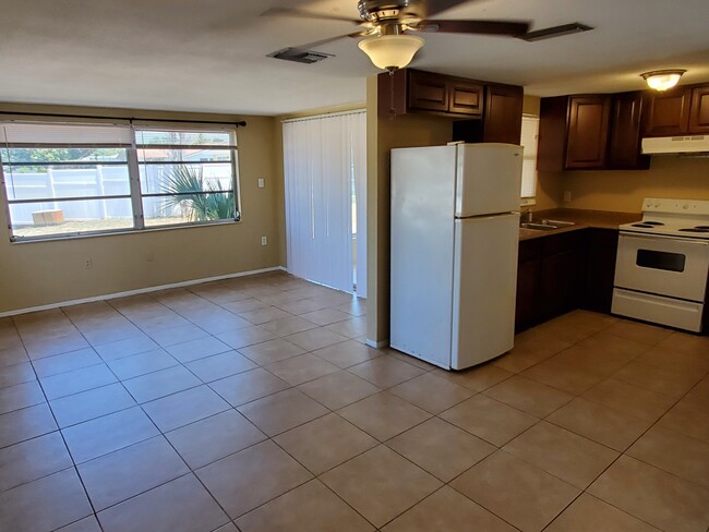 Building Photo - 10138 Amadeus Dr