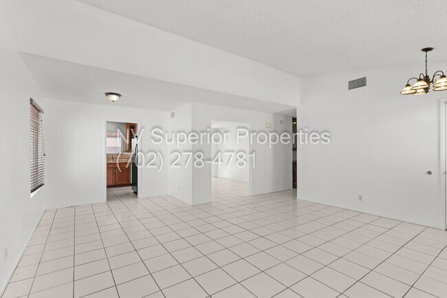 Building Photo - SW!! Spring Valley!! Single Story!!! Covered Patio!!! Fire Place!! Pet Friendly!!! Community Park...