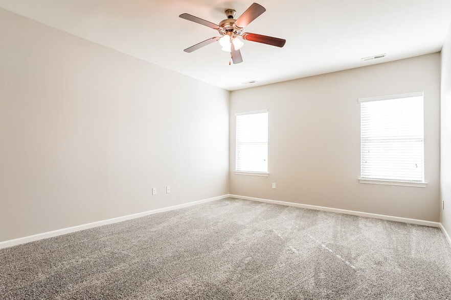 Building Photo - 97 Gaillardia Way