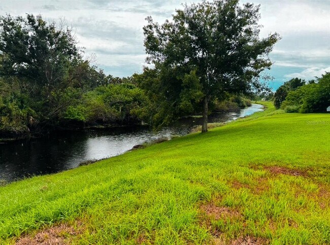 Building Photo - 1432 Nabatoff St