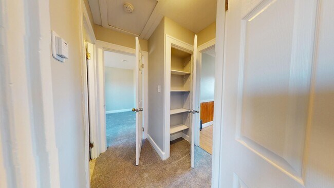 Building Photo - 6711 Dartworth Dr