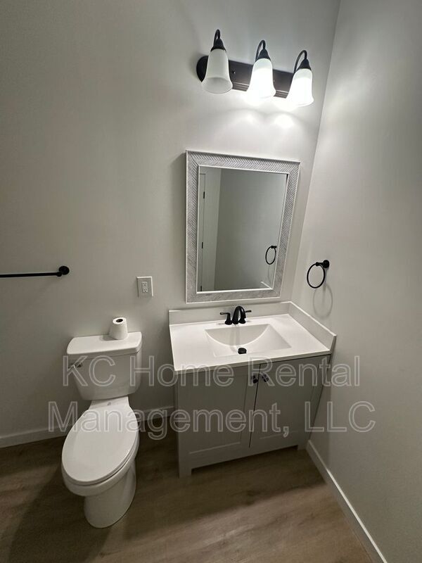 Building Photo - 2311 Jarboe St