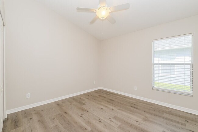 Building Photo - 7602 Citrus Blossom Dr