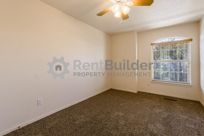 Building Photo - CALL US TODAY AT (505) 808-6467 TO SCHEDUL...