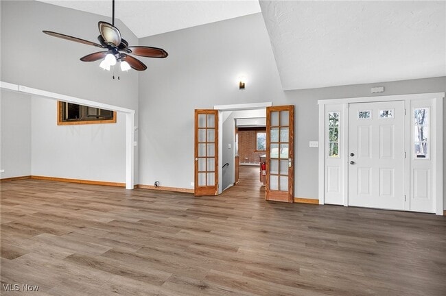 Building Photo - 3863 Wiltshire Rd