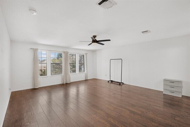 Building Photo - 11517 Chatam Berry Ln