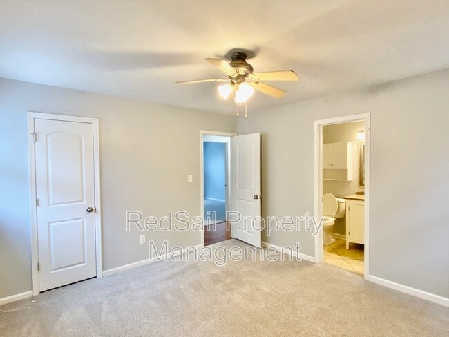 Building Photo - 773 Childress Dr