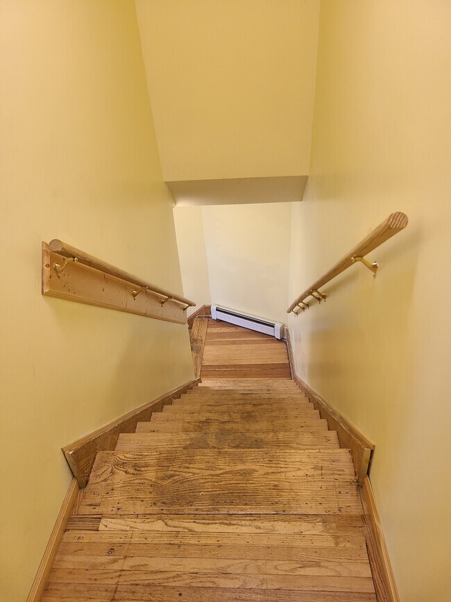 Stairs to Front Entrance - 522 N Main St