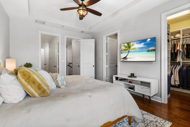 Building Photo - 25 Via Floresta Dr