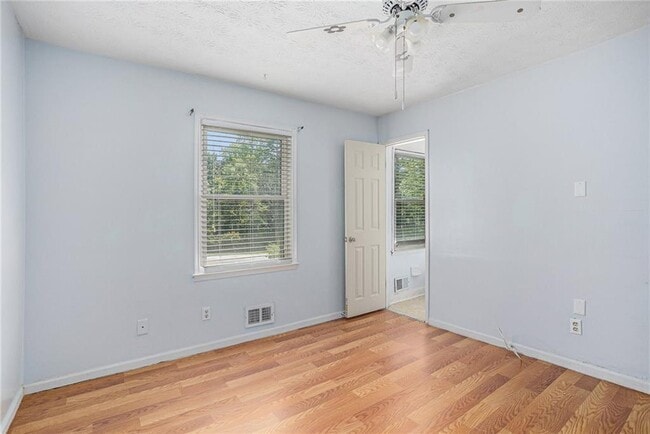 Building Photo - 3660 Eagle Woods Cir