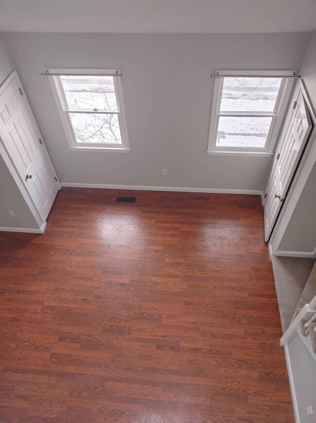 Building Photo - 93 Sentry Way