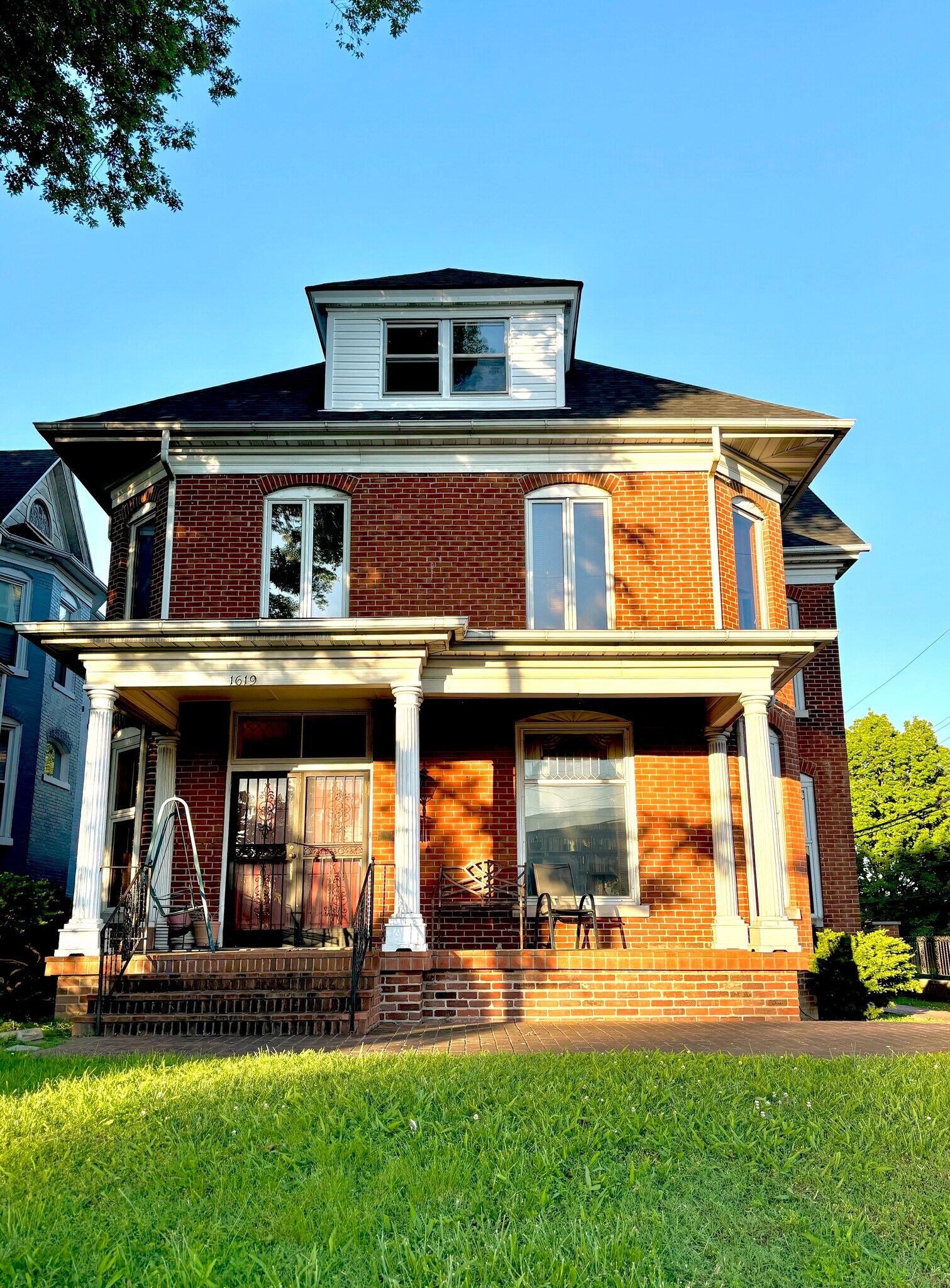 Building Photo - 1619 Frederica St