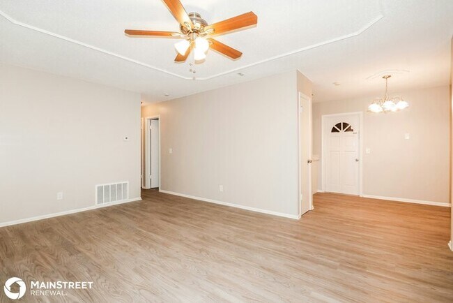 Building Photo - 107 Inwood Circle, Brandon, FL 33510