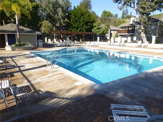 Building Photo - 6096 Terrace Ln