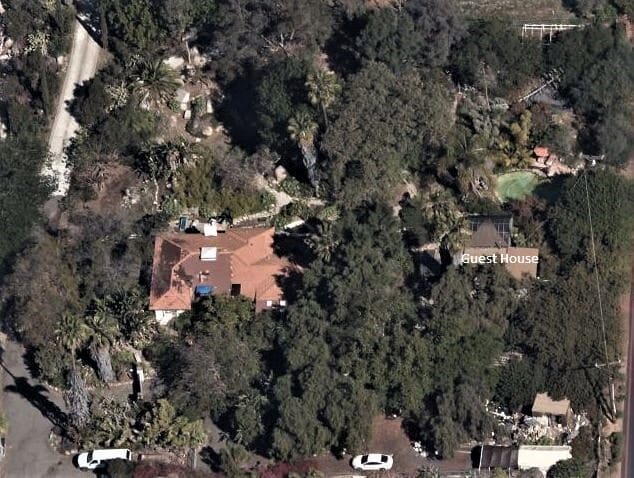 aerial view *house is center right in picture - 962 Osborne St