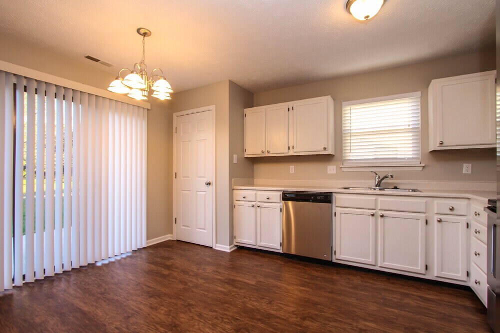 Building Photo - 12274 Van Spronsen Ct
