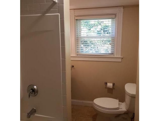 Building Photo - 204 Rockland St