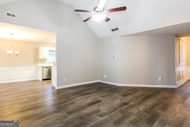 Building Photo - 125 Eastfield Ct