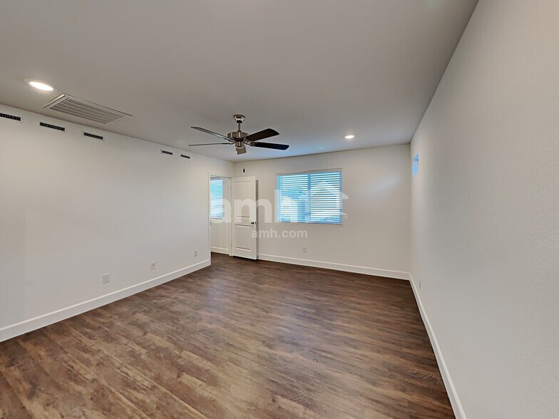 Building Photo - 2754 Hot Cider Ave