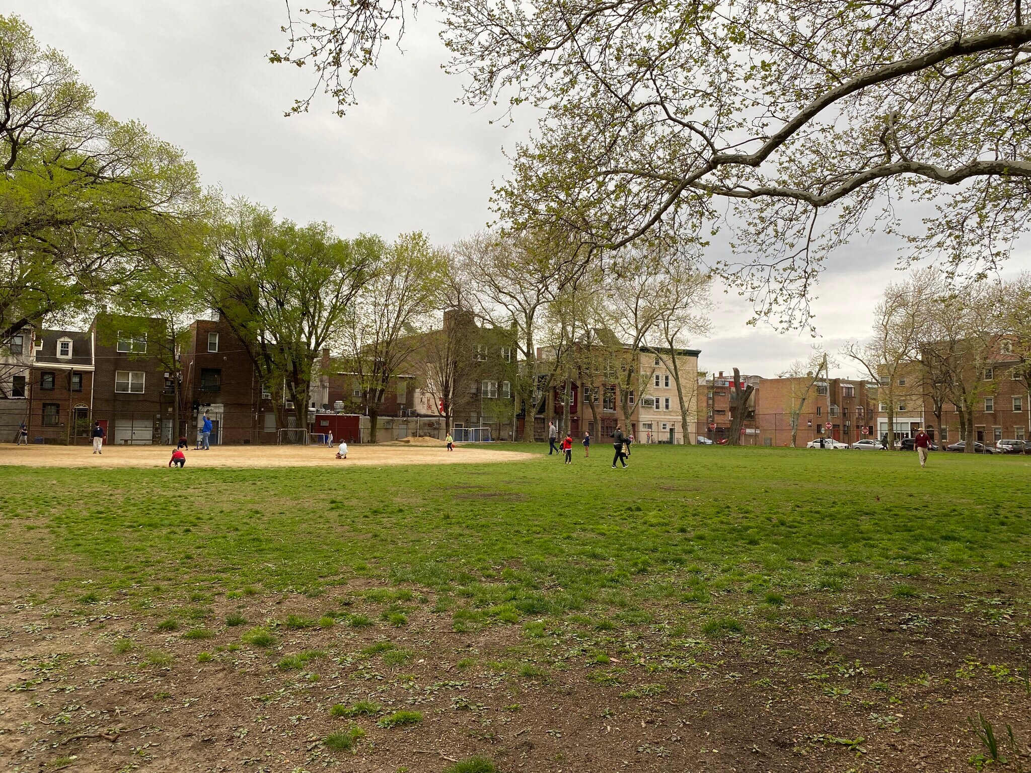 Baseball court 1 min away - 722 Lombard St