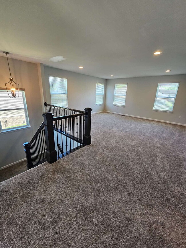 Building Photo - 4 Bed, 2.5 Bath with Granite Kitchen, Large Island, Luxury Master Suite, Full Basement, Huge Outd...