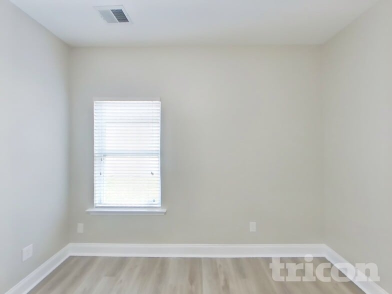 Building Photo - 240 Fox Squirrel Cir