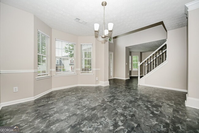 Building Photo - 20 Hazelhurst Dr