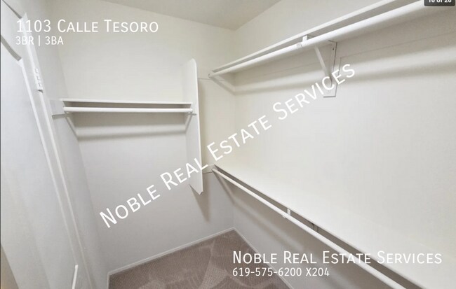 Building Photo - 1103 Calle Tesoro