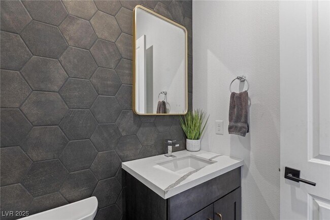 Building Photo - 10927 White Clay Dr