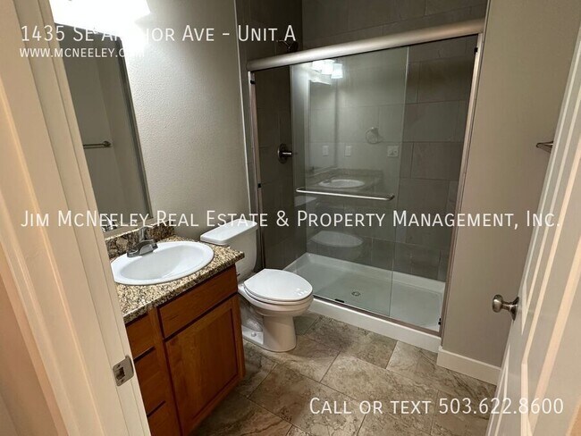 Building Photo - 1435 SE Anchor Ave