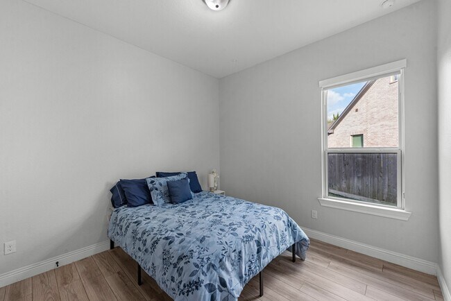 Building Photo - 19006 Sam Bass Ct